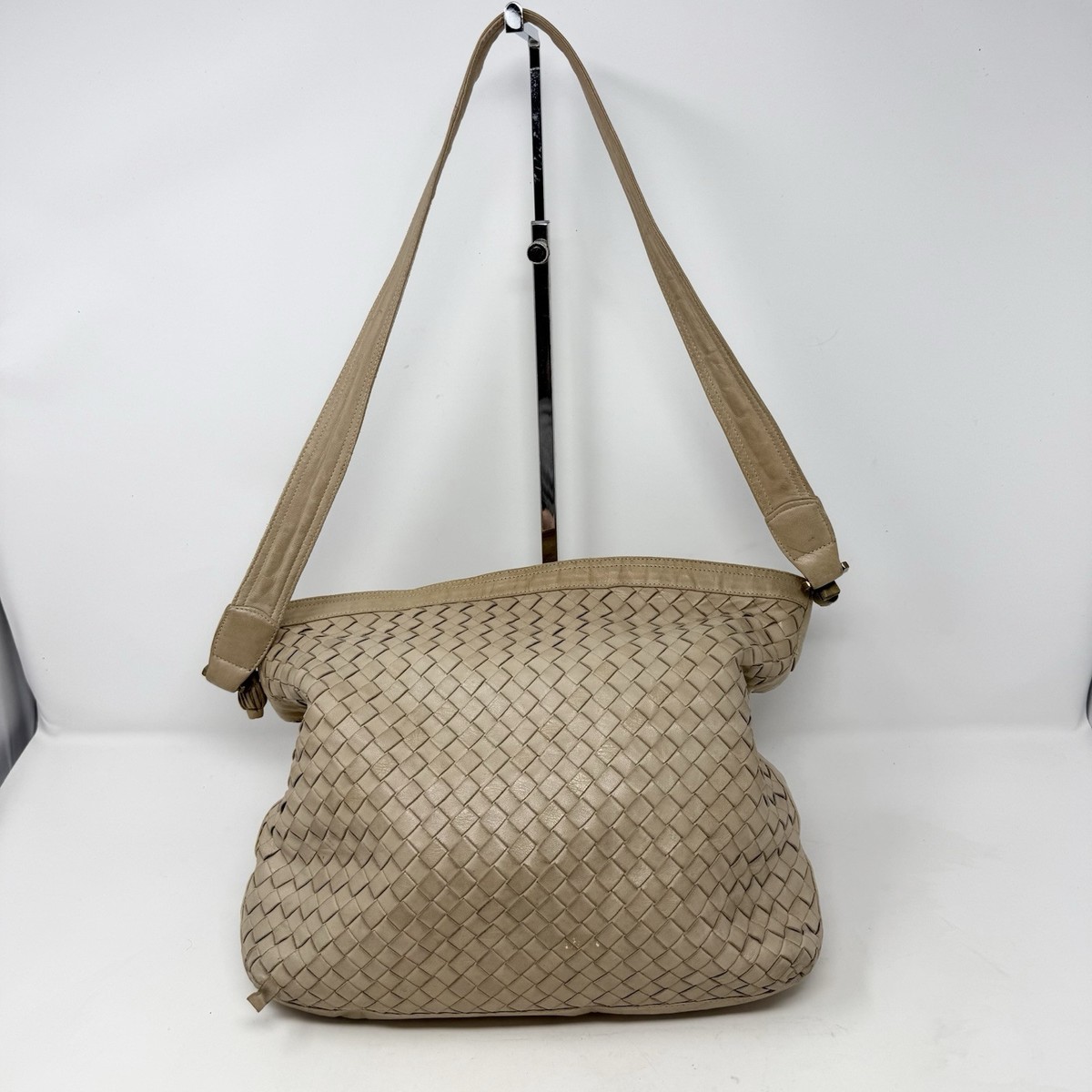 Bottega Veneta Woven Zip Shoulder Bags for Women for sale | eBay Bottega Veneta Woven Zip Shoulder Bags for Women for sale | eBay