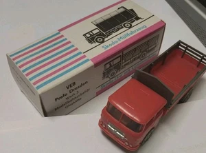 Skoda LKW Pritsche mit Lattenaufsatz und in schöner OVP 1:87 DDR Modellauto - Bild 1 von 4