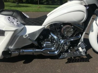 08-20 Harley Davidson Stretched 6 Gallon Tank Shrouds & Dash FLH Touring - Image 1 of 4