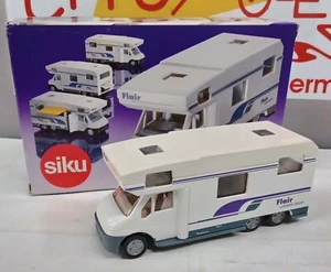 SIKU 1/55 CAMPING CAR BIANCO  - METAL - Foto 1 di 2