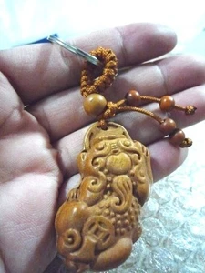 1 PC Feng Shui Wood Pi Yao/Pi Xiu Figurine Key Chain Good Fortune, Protection S - Picture 1 of 4