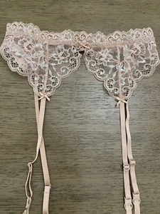 Nwt Victoria's Secret Dream Angels Allure Shine Garter Belt Blush XS/S - Picture 1 of 3