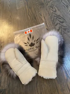 Arctic Bay Canada fur sheepskin mittens winter Canada made MSRP255$ - Picture 1 of 6