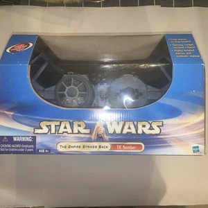 Star Wars L'impero colpisce ancora cravatta bombardiere veicolo con pilota 2002 Hasbro NUOVO - Foto 1 di 6