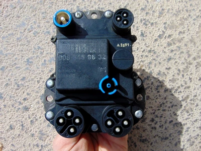 86-93 Mercedes W124 W126 300E 300SE módulo de control de encendido 008 545 96 32 OEM Foto 1 de 4
