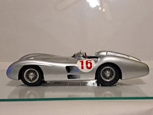 1/18 scale Mercedes Benz W196R 1954/55 Streamliner diecast race car model CMC - Picture 1 of 17