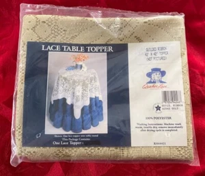 New NIP Gold Guilded Ribbon Quaker Lace Round Tablecloth Table Topper 42” x 42” - Picture 1 of 4