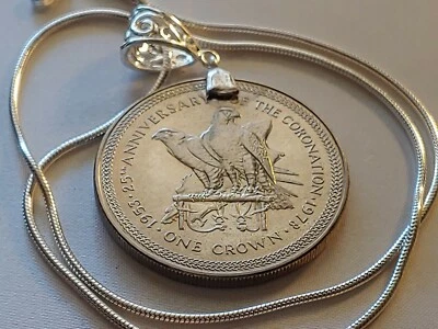 1978 Elizabeth II Coronation Anniversary Coin Pendant 18" 925 Silver Snake Chain - Image 1 of 4
