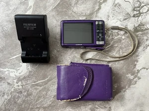 Fujifilm FinePix Z80 14MP Digital Camera Purple, Case + Charger - Faulty - Picture 1 of 9