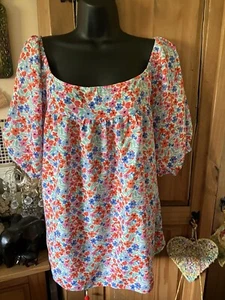 NWT Floral Blouse Puff Sleeves Size 18 - Picture 1 of 3