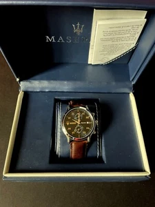 OROLOGIO CRONOGRAFO QUARZO MASERATI EPOCA NUOVO BOX 2018 VINTAGE RARO CULT - Foto 1 di 9