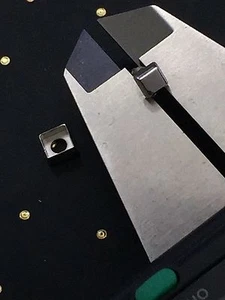 Empujador de correa de oro blanco de 18 quilates Cartier Pasha - Nuevo - Imagen 1 de 4