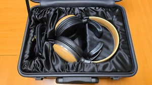 Audio Technica ATH-L5000 Closed-Back Dynamic Wooden Headphones (Limited Edition) - Bild 1 von 10