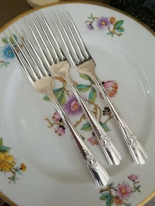 Horquilla de cena Wallingford Maytime placa plateada sin mono conjunto de tres (3) - Imagen 1 de 3