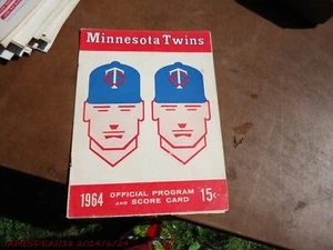 Vintage 1964 Minnesota Twins Official SCORECARD AND PROGRAM - Picture 1 of 3