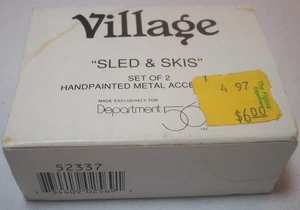 Departamento 56 Navidad: Pueblo: Trineo y esquís #52337: Excelente: Sin precio base - Imagen 1 de 4