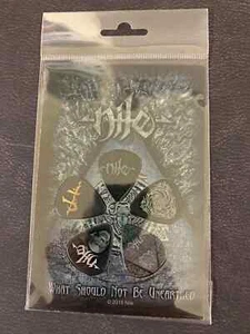 NILE WHAT SHOULD NOT BE UNEARTHED PRINTED 5 PLECTRUM SET OFFICIALLY LICENSED - Imagen 1 de 5