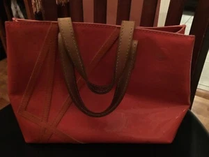  Bolso de mano Louis Vuitton Vernis Reade PM rojo/naranja edición Robert Wilson  - Imagen 1 de 12