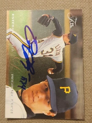 Esteban Loaiza Signed 1995 Flair - #403  - Image 1 of 2