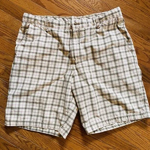 Timberland Mens Shorts Tan Cotton Casual Pockets Plaid Shorts Size 38 EUC - Picture 1 of 8