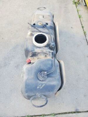 Tanque de combustible 6' 3" caja 26 galones para camioneta Dodge 1500 02-03 390755 Foto 1 de 4