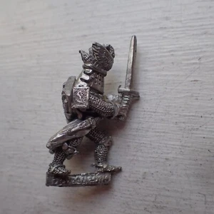 Ciudadela Warhammer clásico años 80 LOTR ME75 Caballero de Dol Amroth a pie - Imagen 1 de 1