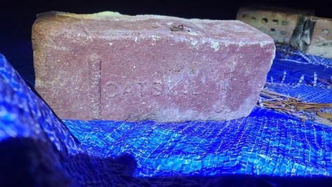 EARLY ANTIQUE HISTORICAL 1800'S CATSKILL CLAY BRICK PAVER HUDSON VALLEY N.Y Cover