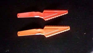 2 Vintage Tupperware Cut N Serve 1228 Pie Server Cutter Cake Serrated Slicer - Picture 1 of 6