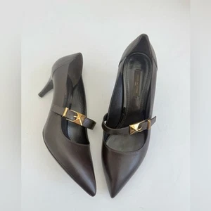 Louis Vuitton Dark Brown Leather logo buckle Mary Jane pointed toe pumps EU 39 - Picture 1 of 16