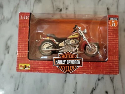 Maisto Harley Davidson 1:18 Scale Diecast Motorcycle Series 5 - Image 1 of 3