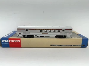 Walthers HO #932-6446 Pennsylvania PRR 63' Budd RPO Personenwagen - Bild 1 von 19