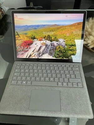 MIT HÄNDLERGARANTIE - Microsoft Surface 3 - Bild 1 von 3