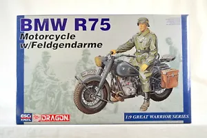 Dragon 1801 1/9 BMW R75 Motorcycle w/Feldgendarme - Picture 1 of 5