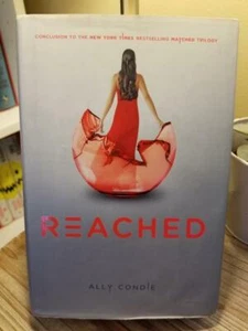 Reached (Matched Series #3) by Ally Condie 2012 1st Edition 1st Print HB DJ VGC! - Picture 1 of 12