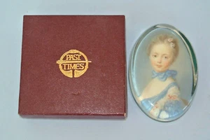 Vintage PAST TIMES Glass Paperweight ~ J.B. Perronneau  GIRL WITH A KITTEN ~ NOS - Picture 1 of 6