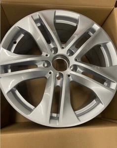 1 Alufelge Mercedes-Benz E-Klasse A212 8Jx17H2 ET 48 (A2124011000) - Bild 1 von 4