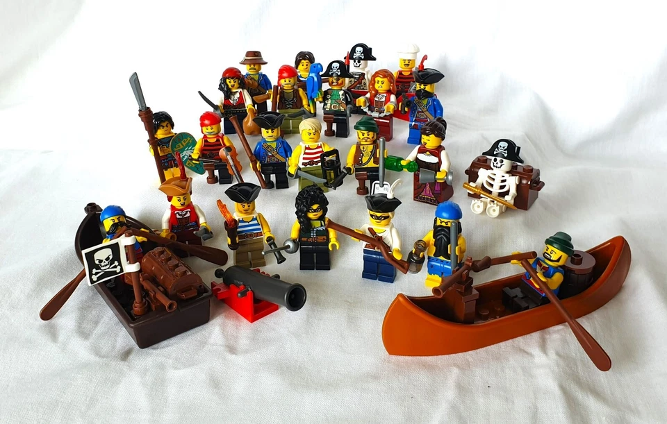 MOC aus LEGO®-Teilen Piraten AUSSUCHEN Minifiguren NEU passt zu 10320 31109 - Bild 1 von 1