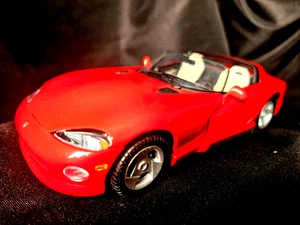 Brookfield 1996 Dodge Viper RT/10 Red 1:24 Scale Inv. #3153 - Picture 1 of 7