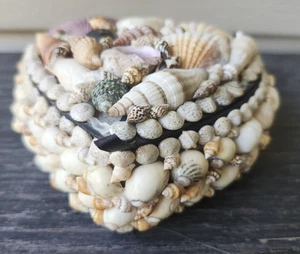 Vtg Sea Shell Encrusted 6” Heart Shaped Trinket Jewelry Box Hinged Lid - Picture 1 of 9