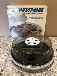 Nordic Ware Microwave Mighty Sizzler Browning Skillet With Splatter Cover  USA - Picture 1 of 15