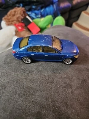 BMW Serie 5 Coche Realtoy Azul - RL Dañado Foto 1 de 4