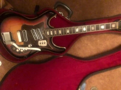 Guitarra Clásica Silvertone Kurt Coban Mosrite Copia Guitarra Eléctrica  Foto 1 de 2