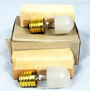 NOS (2) Okusun 120V 15W Lampe Birne mattiert Kuppel Nähmaschine Gerät zum Einschrauben - Bild 1 von 6