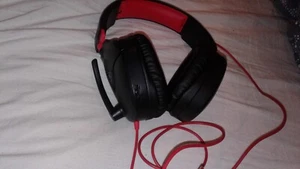 headphones unknown brand mic. with upto 1600 mp3 - Picture 1 of 4