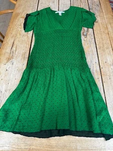 Exquisite DIANE VON FURSTENBERG Pure Silk Chiffon Green & Black Polka Dot DRESS - Picture 1 of 4