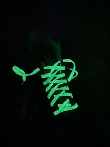 Vintage Glow In The Dark Shoelaces SUPER GLOW Shoe Strings 45" New NOS RARE - Picture 1 of 3
