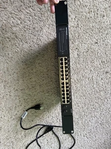 NetGear S350 GS324TP 2 SFP Ports 24 Port PoE+ Ethernet Smart Managed Pro Switch - Picture 1 of 4