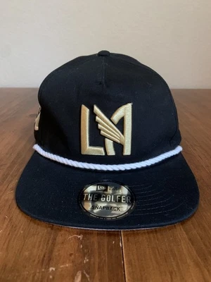 LAFC Los Angeles New Era SnapBack Cuerda Sombrero The Golfer Kickoff Colección Pegatina Foto 1 de 4