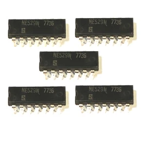 Comparador de voltaje cantidad SIGNETICS NE529N 7736 IC 5 - Imagen 1 de 3