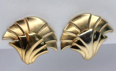 Pendientes de clip grandes firmados Monet tono dorado en forma de abanico Foto 1 de 4
